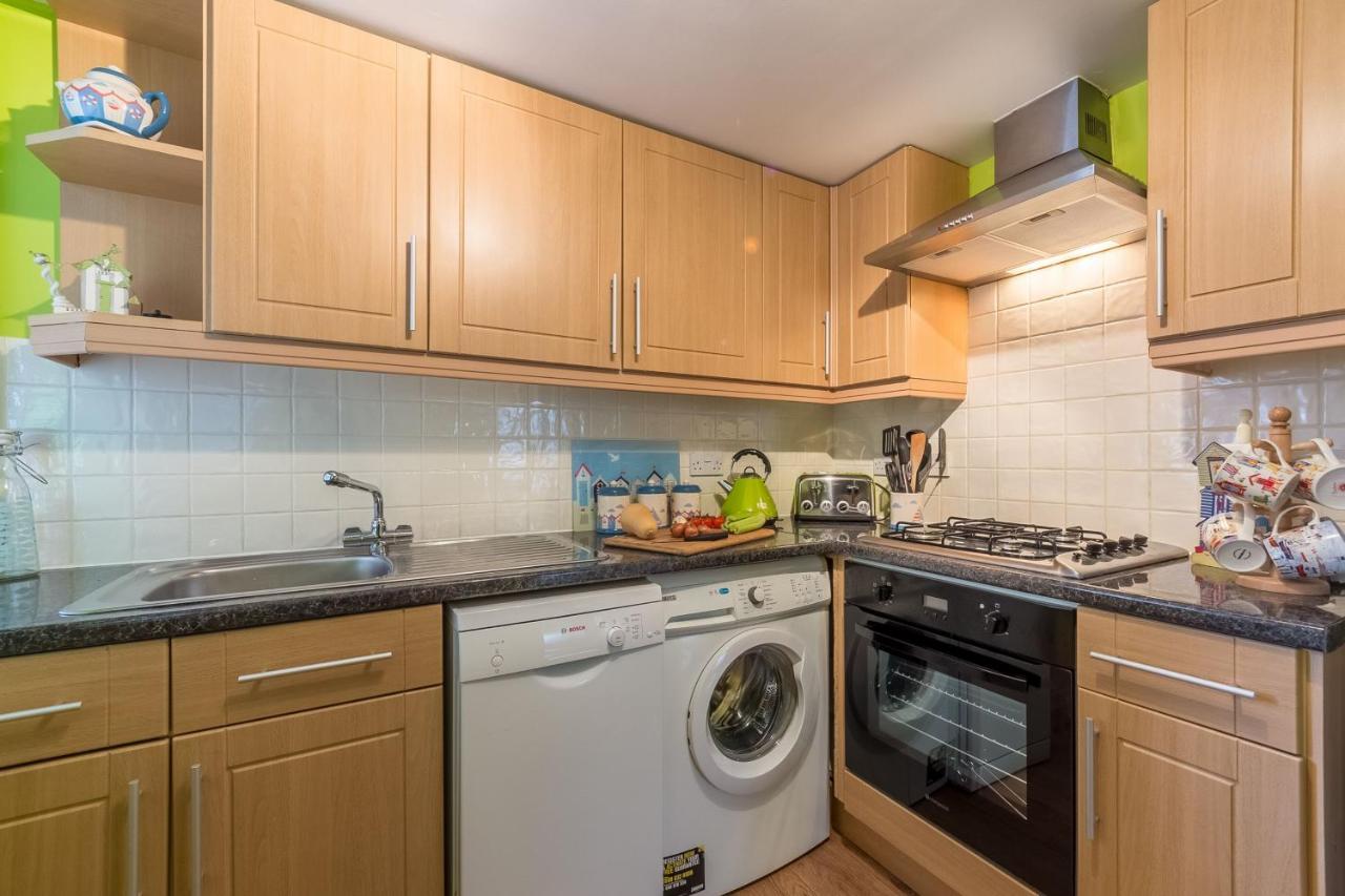 Bay View Apartment Хънстантън Екстериор снимка